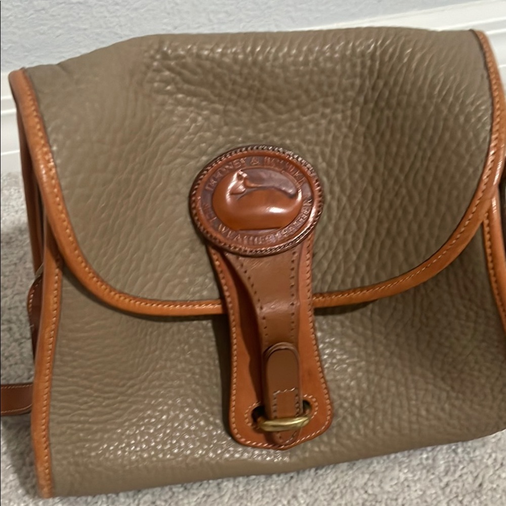 Vintage Dooney & Bourke crossbody - Picture 2 of 5